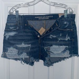American Eagle Vintage Hi - Rise Festival Jean Shorts
